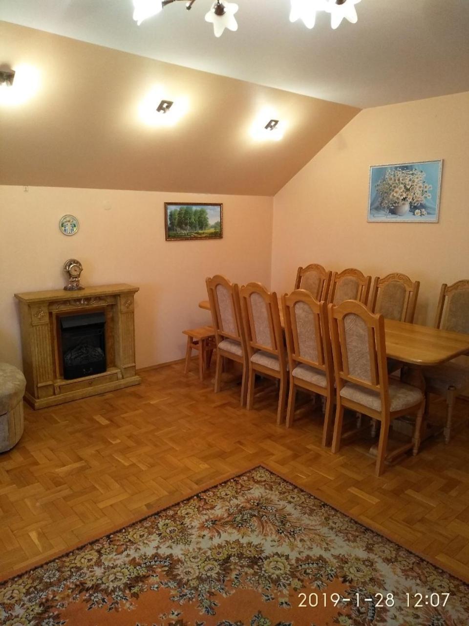 Будинок В Центрі Lutsʼk Exterior foto