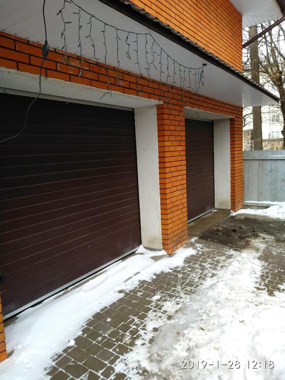 Будинок В Центрі Lutsʼk Exterior foto