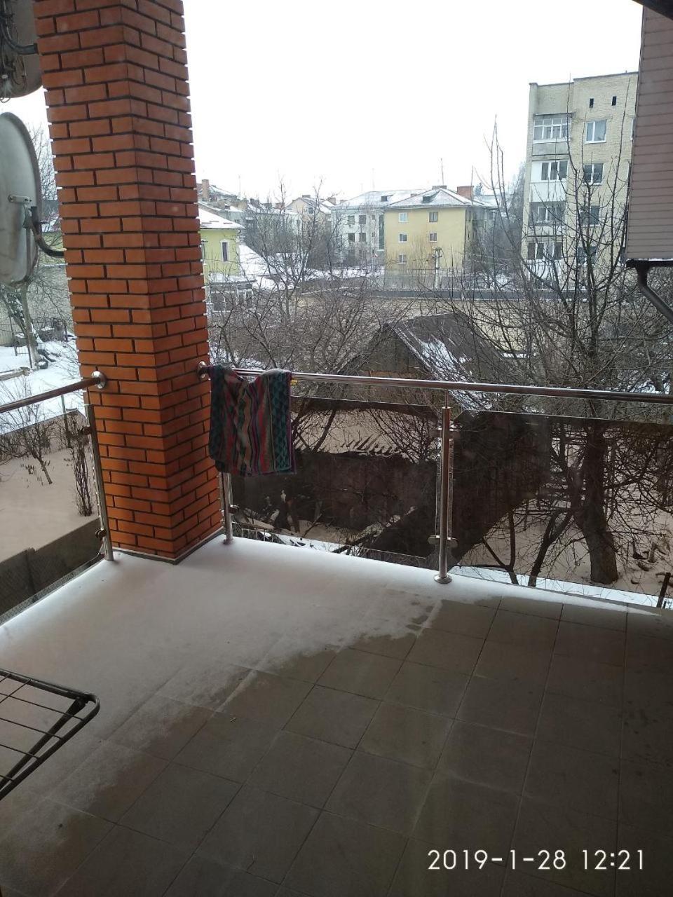 Будинок В Центрі Lutsʼk Exterior foto